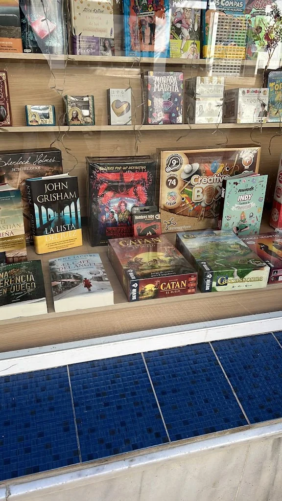 Foto 3 de Baobab Libros - Juegos Huelva Centro