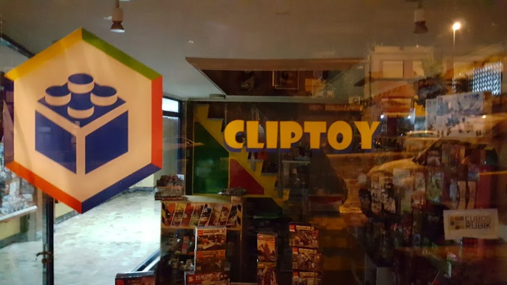 Cliptoy