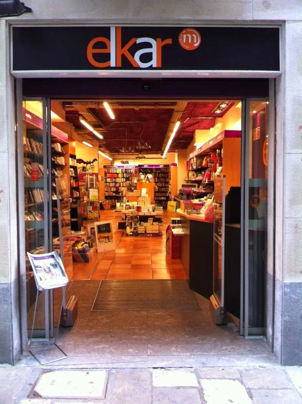 Elkar liburu-denda Libreria Arrasate