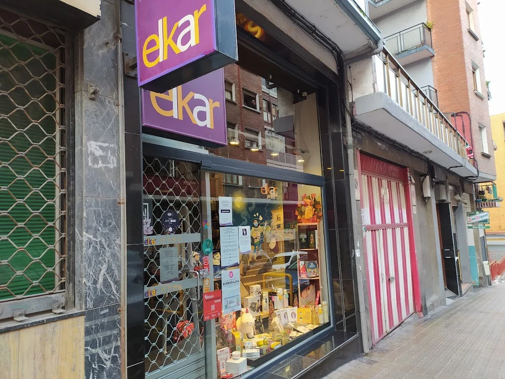 Elkar liburu-denda Libreria Basauri