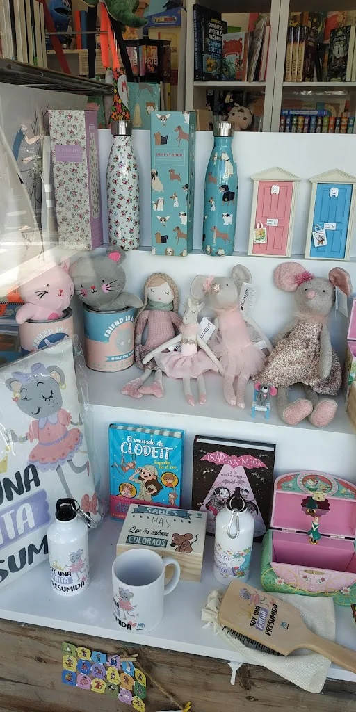 Foto 5 de Erase Una VEZ... Libreria infantil. Plaza San Roque No11. 11540- Sanlucar de Barrameda