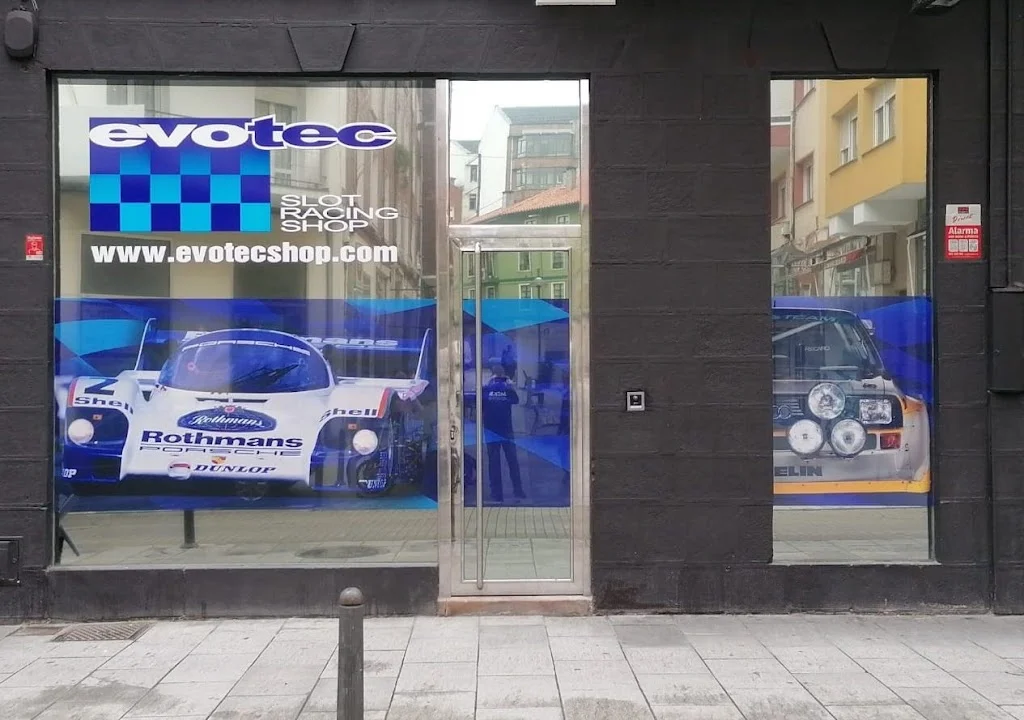 Foto 4 de EvotecShop Slot Racing