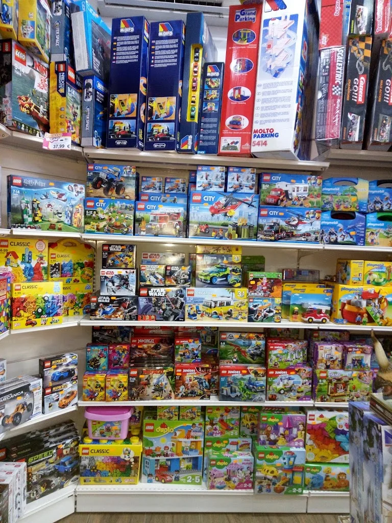 Foto 3 de Jugueteria Osorno Bermejales. Tienda de Juguetes en Sevilla.
