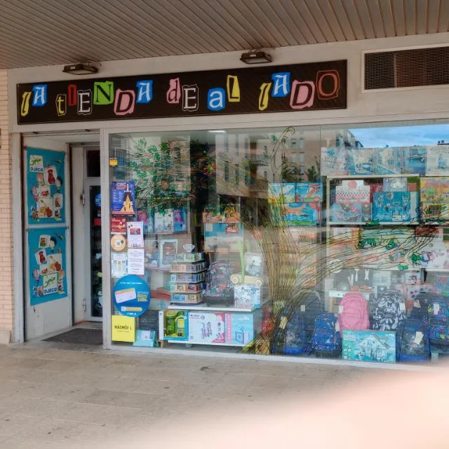 Foto 3 de La Tienda De Al Lado