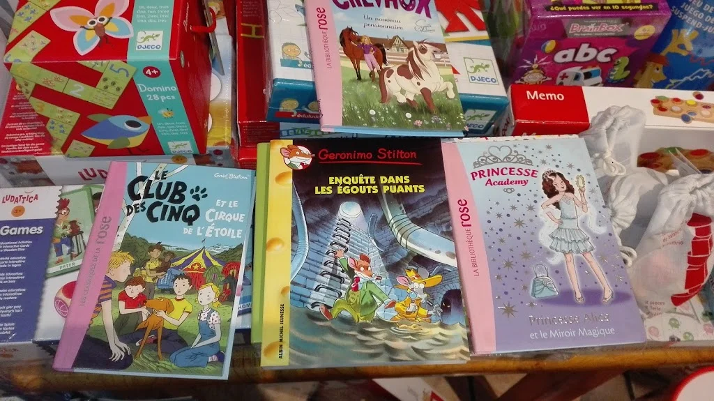 Foto 4 de Leolo. Libreria Infantil y Juvenil Internacional y Jugueteria didactica.