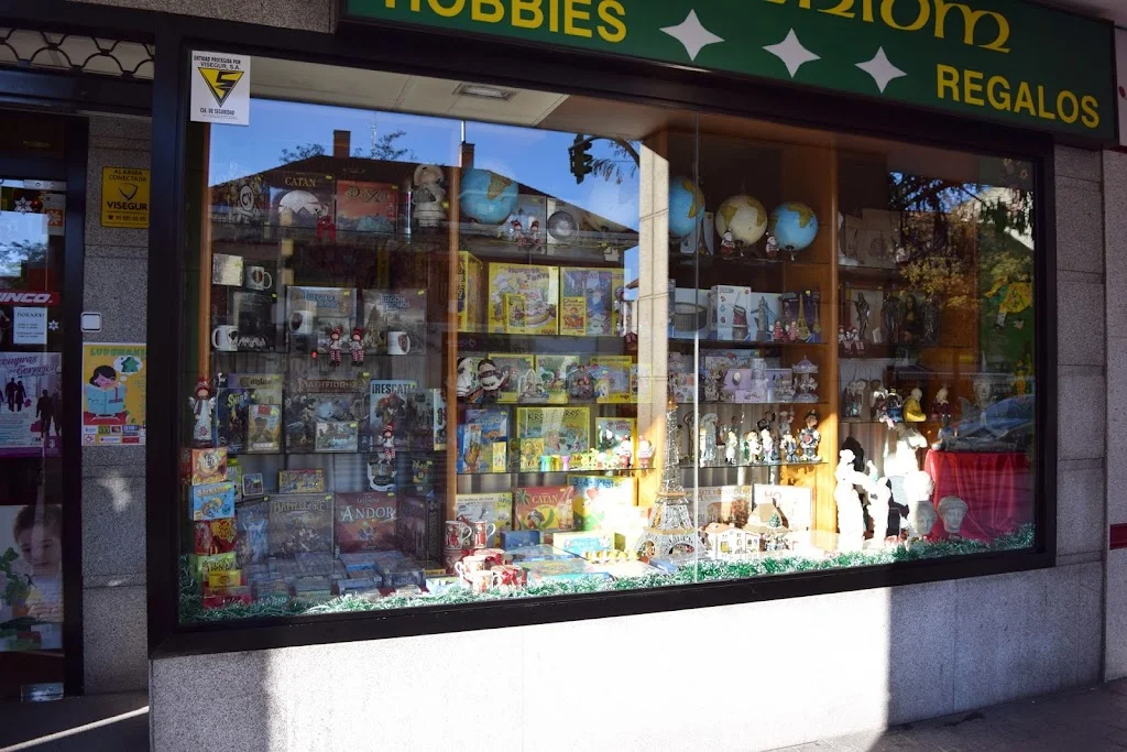 Foto 4 de Milenium - Hobbies y Regalos