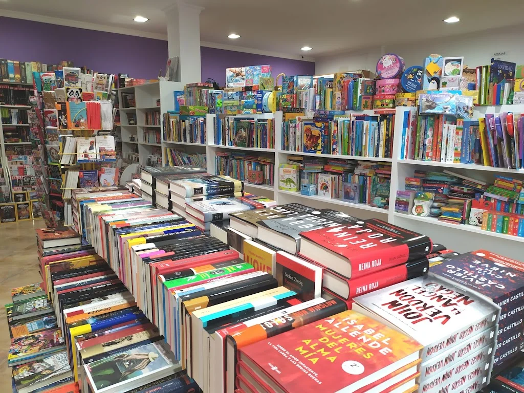 Foto 4 de Ninos (Prensa, Libreria, Juegos, Ropa y Calzado)
