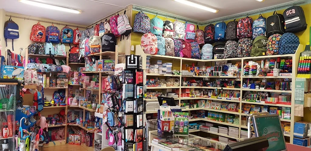 Foto 3 de Papeleria y Libreria Garabatos Utrera