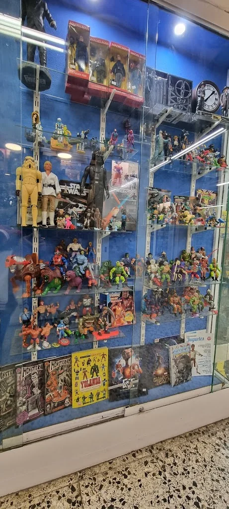 Foto 3 de Retro Toys Store - Juguetes Retro, Vintage, Coleccionismo en Sitges (Barcelona)