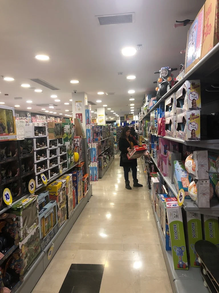 Foto 4 de Tiendas Mgi Malaga Rosaleda