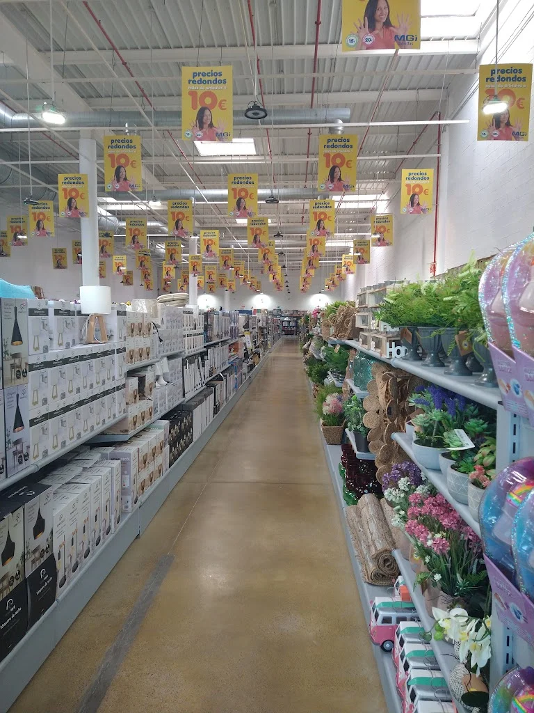 Foto 4 de Tiendas Mgi Vinaros