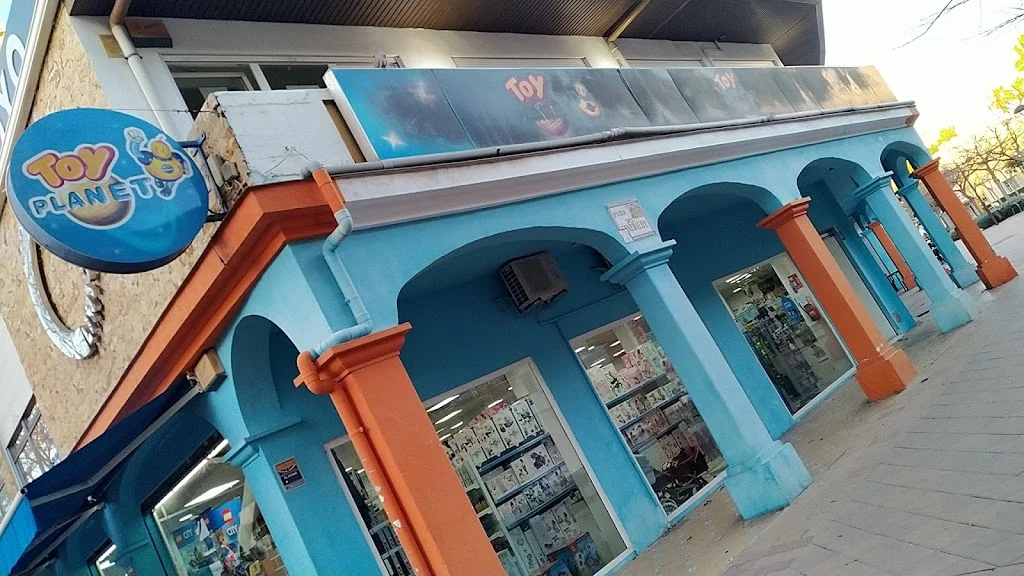 Toy Planet