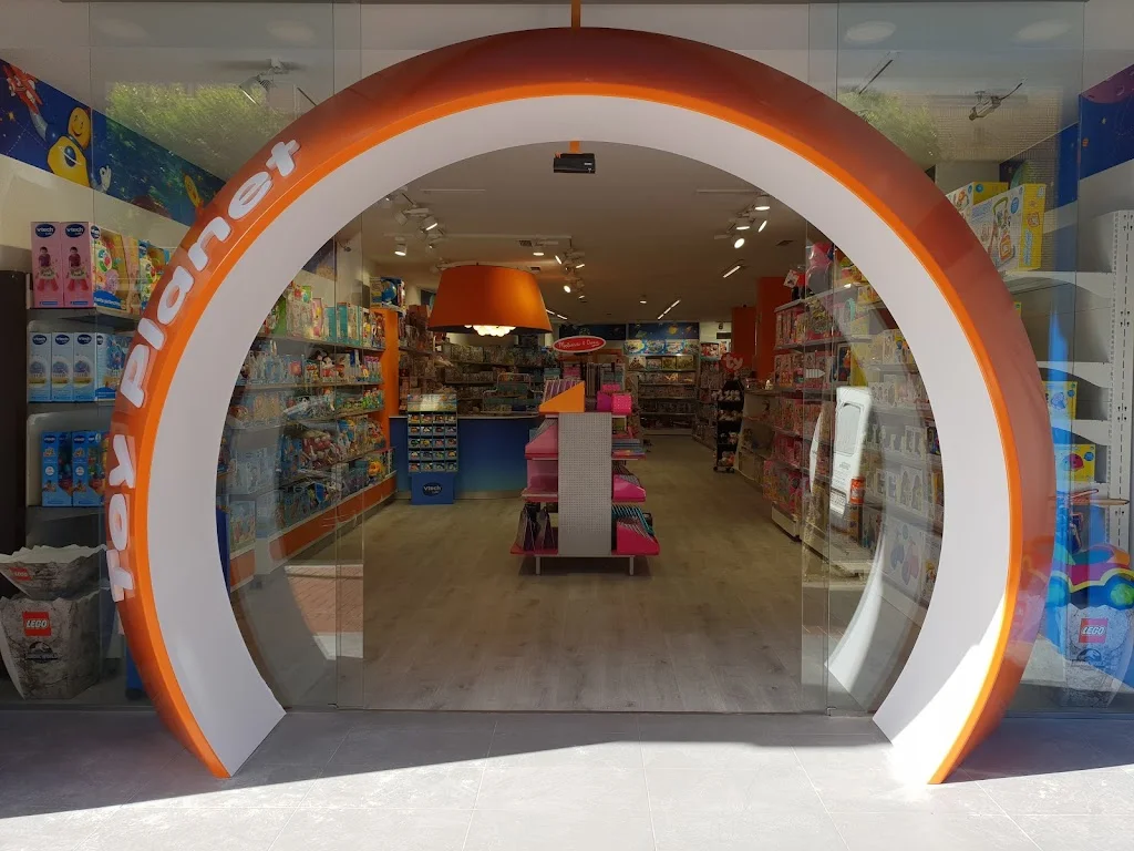 Toy Planet