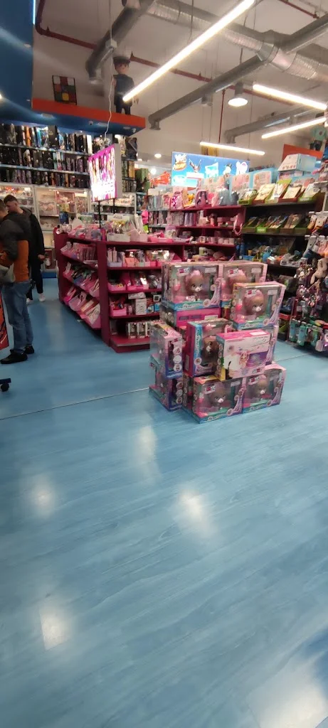 Toy Planet