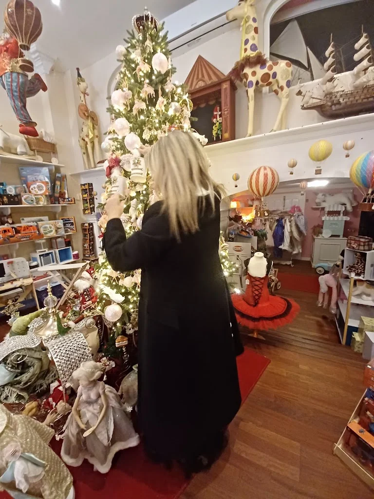 Toy Shop