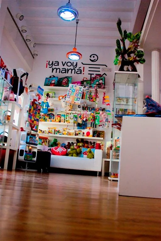 Foto 3 de Ya Voy mama, Juguetes y +