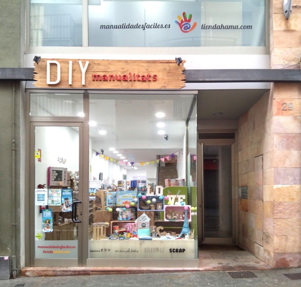 HDR Bracket = 0,8,-8 FaceNum=0 FocusArea=111010111